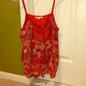 Red flower tank